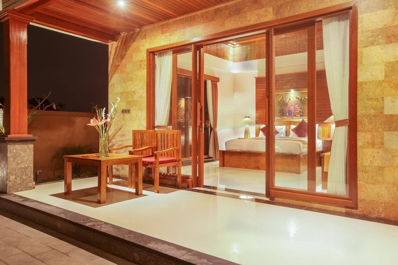 Villa Uma Galih *